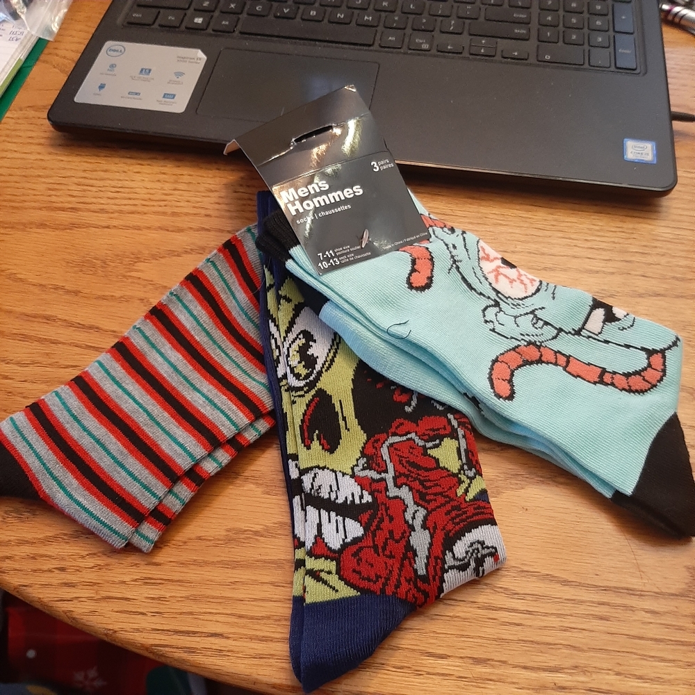 Man's clothing (Socks)